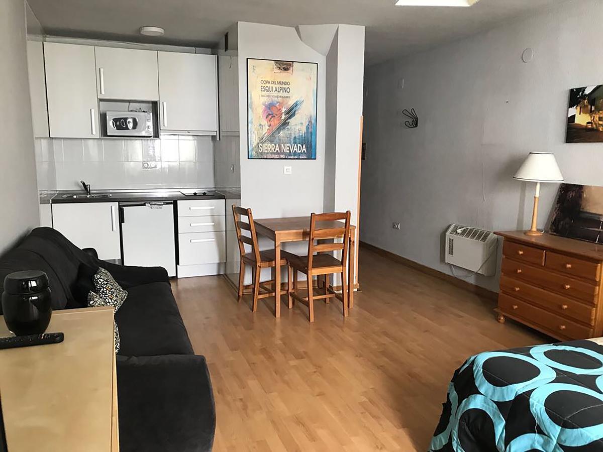 Apartamentos Mont Blanc Asn Сиера Невада Екстериор снимка